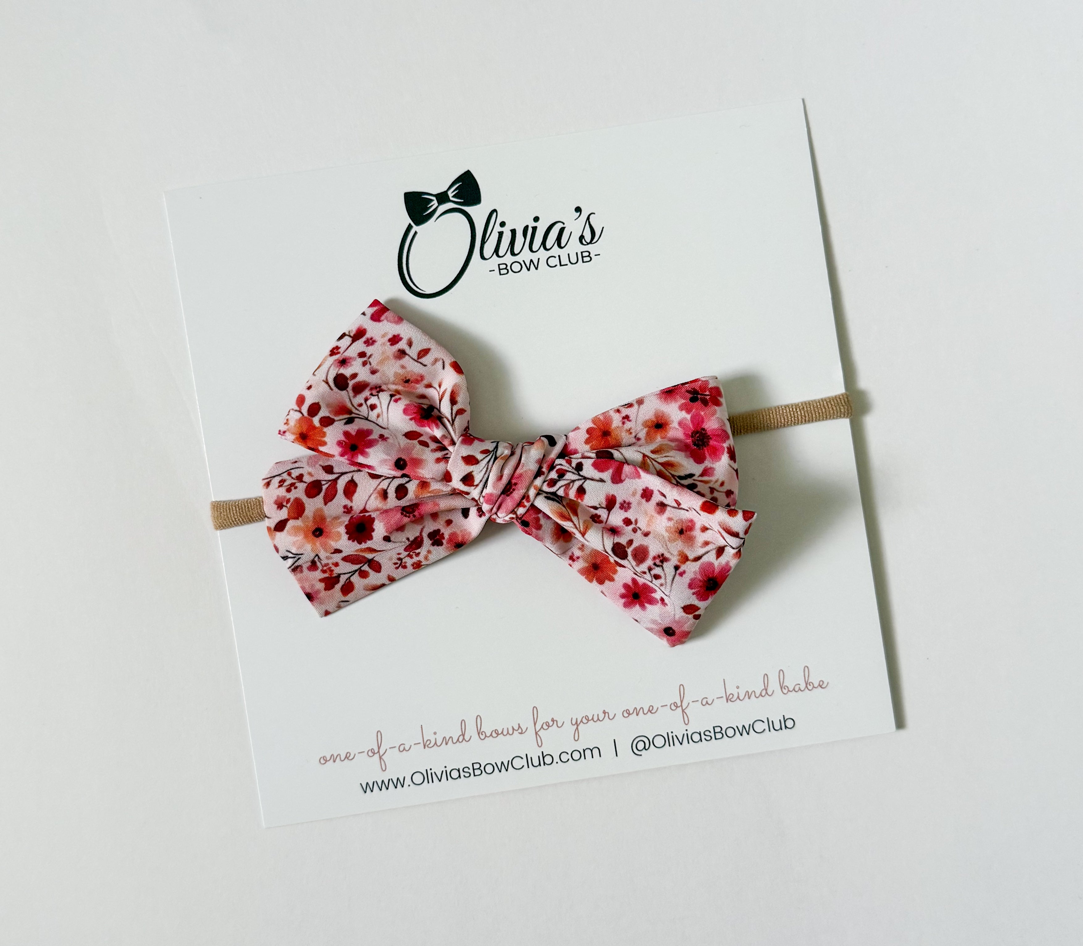 The Feature Olivia Bow