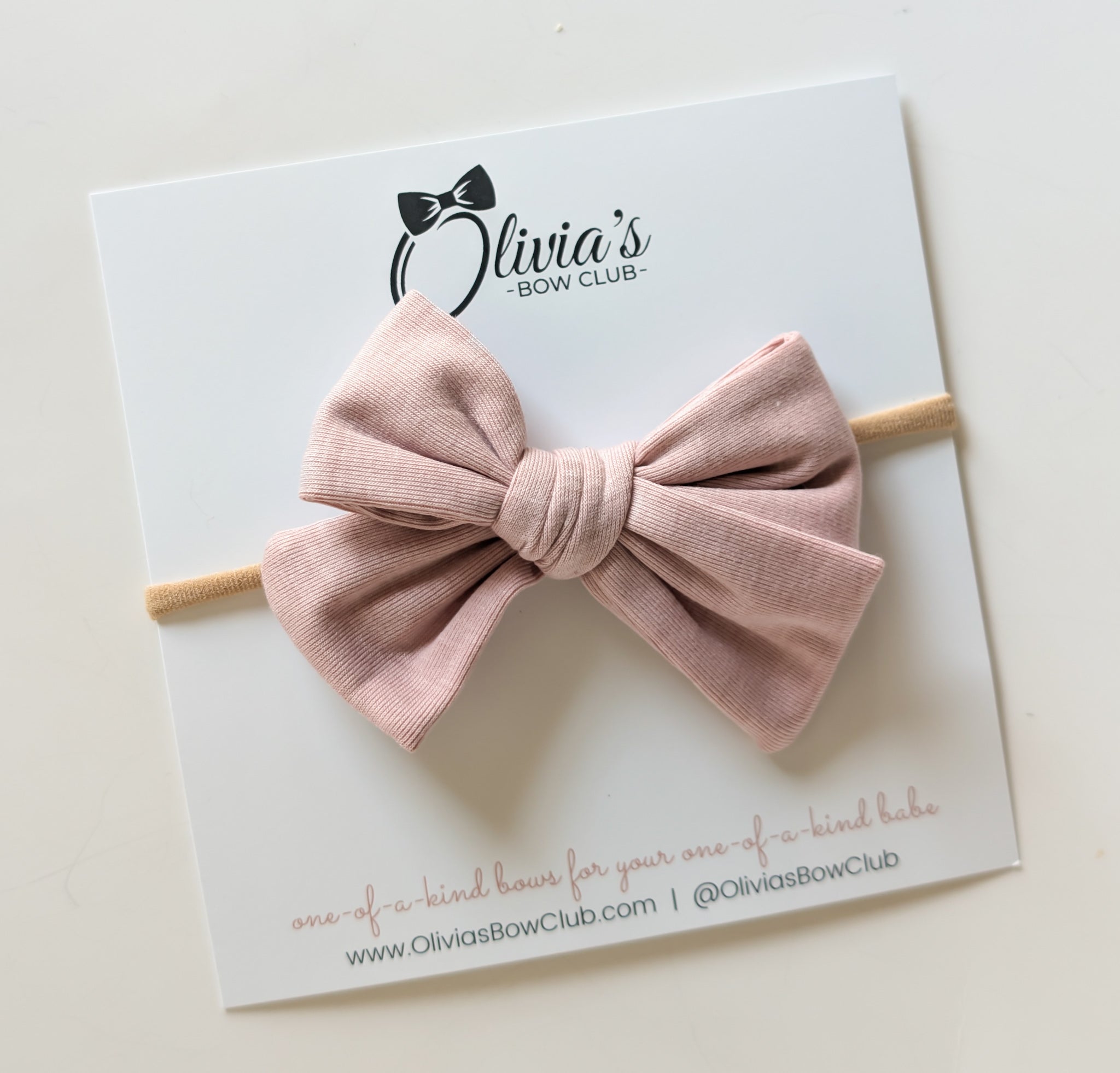 The Feature Olivia Bow